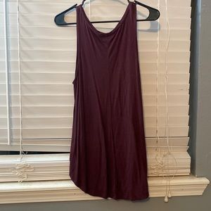 Maroon tank